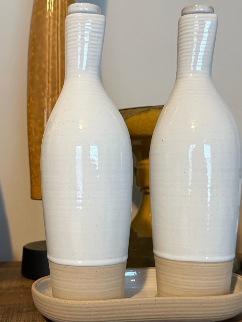 New Quinn Pottery Barn Handcrafted Oil and Vinegar Cruet Service Set, White